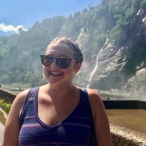 Meet your Posher, Amanda